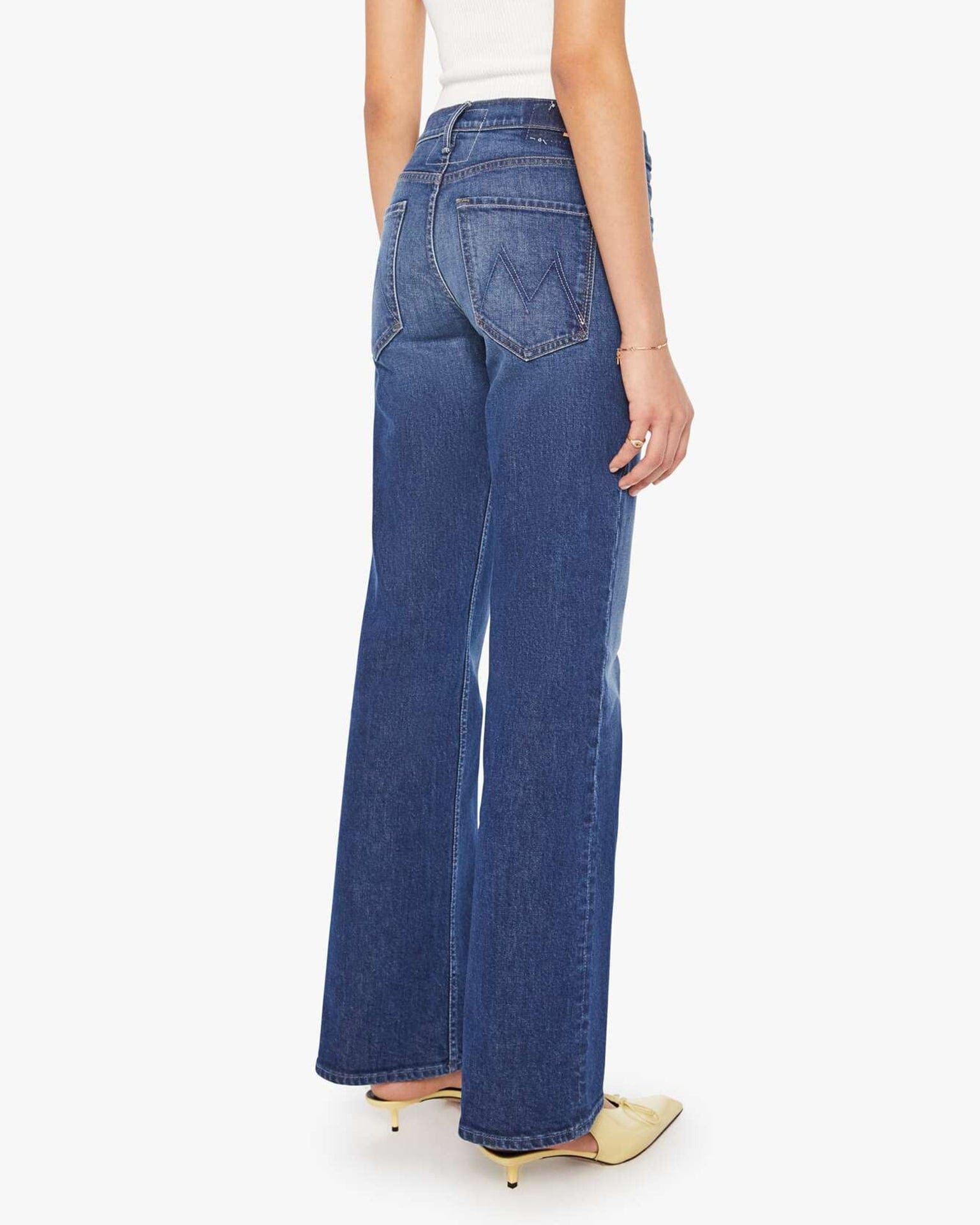 Mother Denim The Bookie Sneak in Perfectly Imperfect
