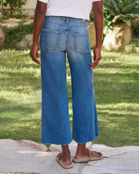 Galway Wide-Leg Jean in 2002 Mid Wash Blue