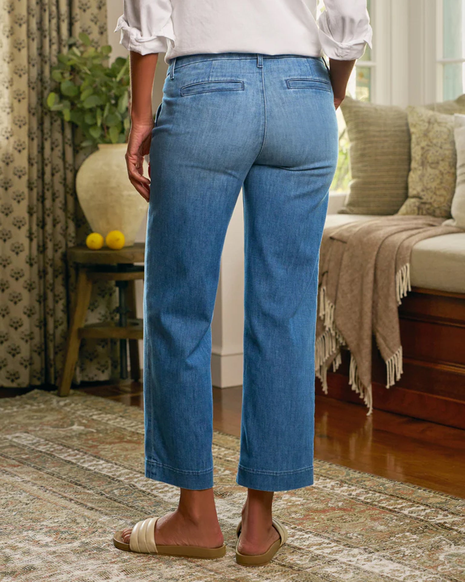 Frank & Eileen Westport Wide Leg Chino in 1968 Light Wash