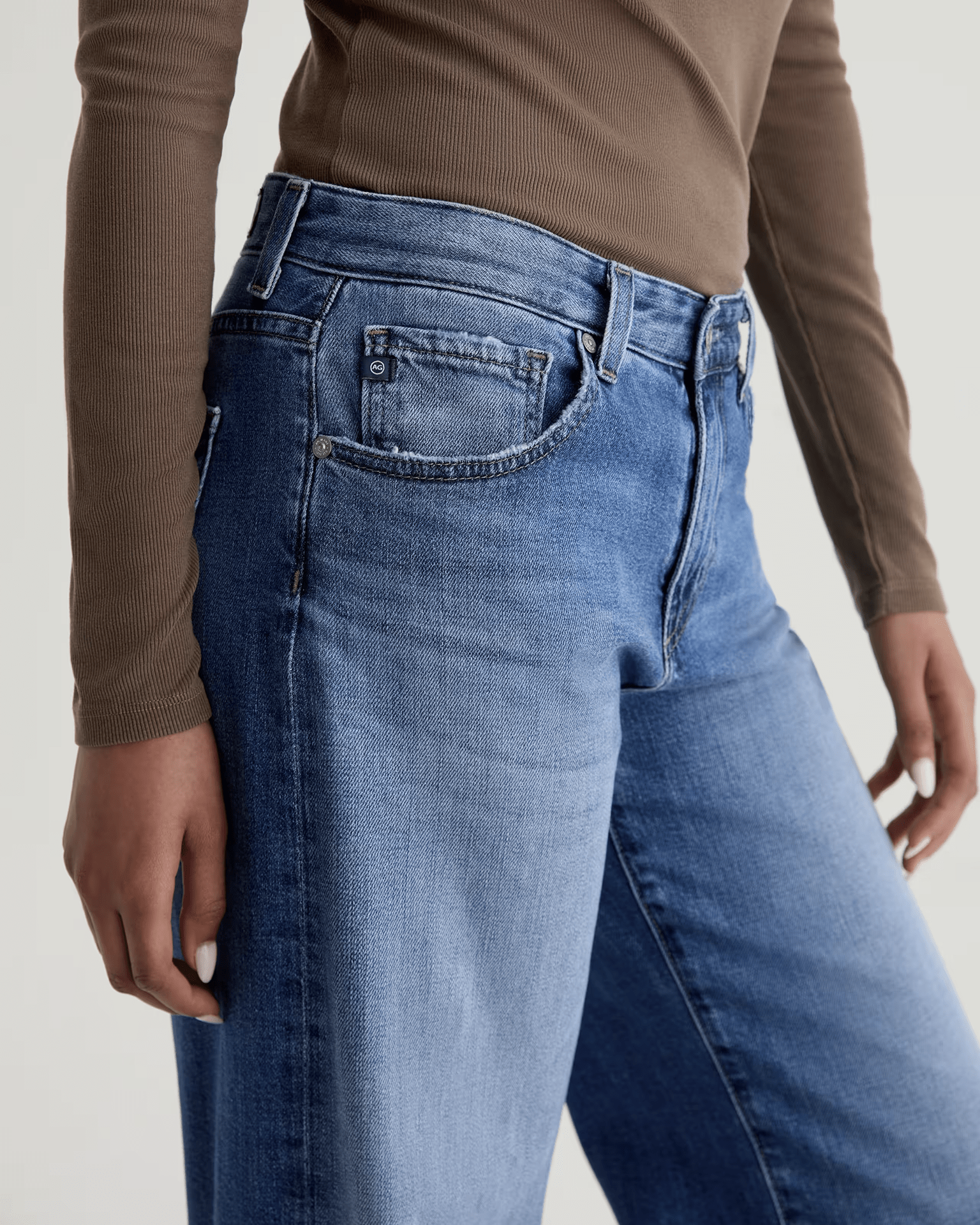 AG Jeans Denim Adria Low Rise Wide Leg in Headline