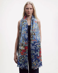 Fleur 2 Scarf in Jeans