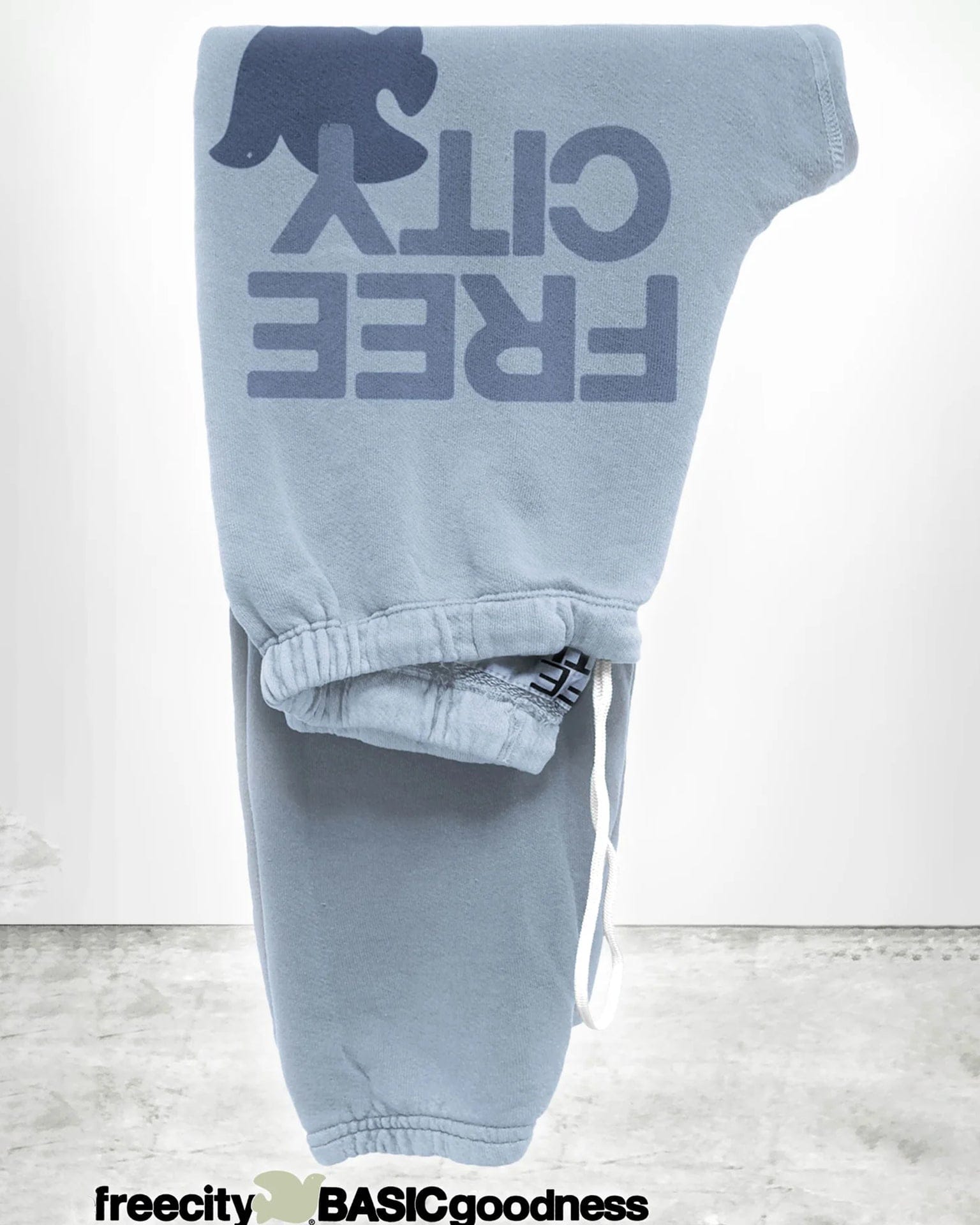 Freecity Large Sweatpant in Blue Ice