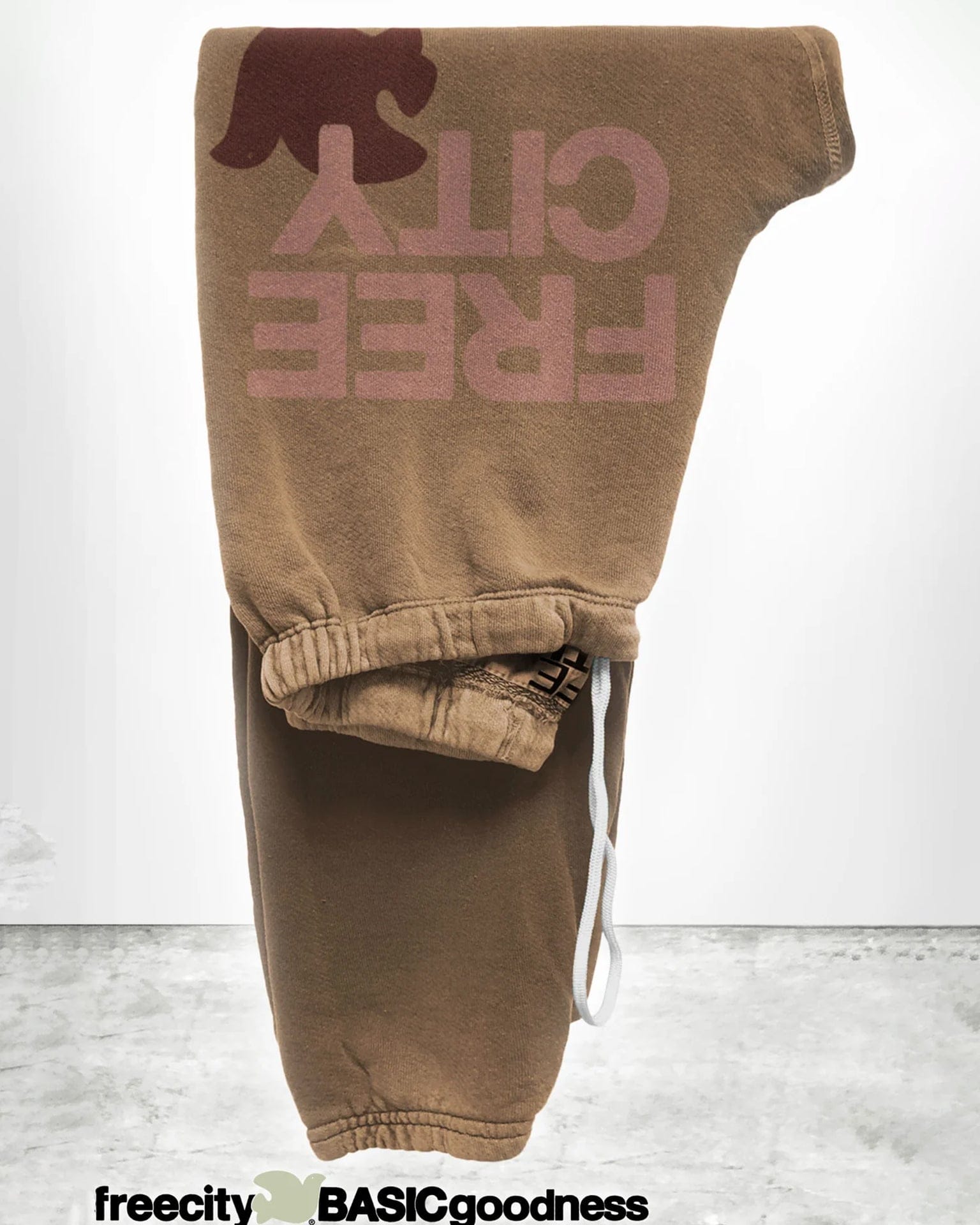 Freecity Large Sweatpant in Bronzer