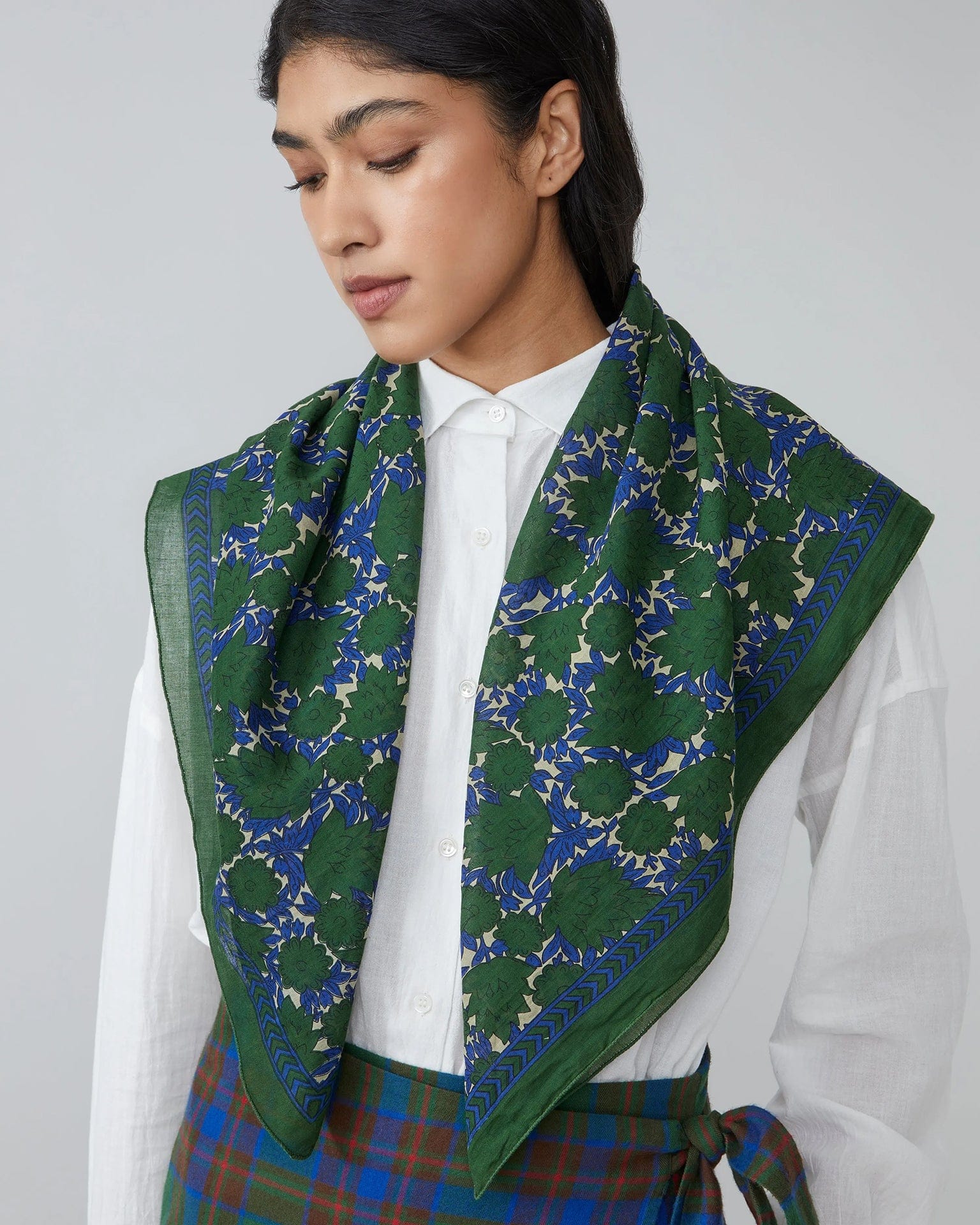 Moismont Accessories British Green Amber Cotton Square Scarf No 680 in British Green