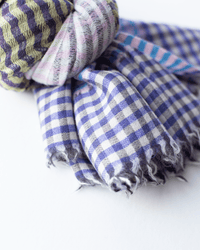 Épice Accessories Purple/Blue Micro Plaid Wool Scarf in Purple/Blue