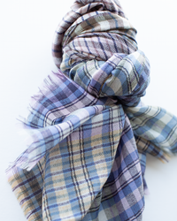 Épice Plaid Wool Scarf in Smoke