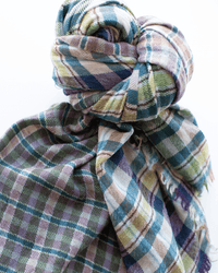 Épice Accessories Heather Cross Plaid Wool Scarf in Heather