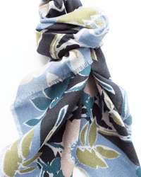 Épice Accessories Black Bold Daisy Wool Silk & Cashmere Bandana in Black