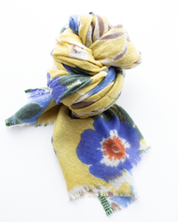 Épice Pop Flower Wool Scarf in Ginger