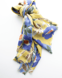 Épice Accessories Ginger Pop Flower Wool Scarf in Ginger