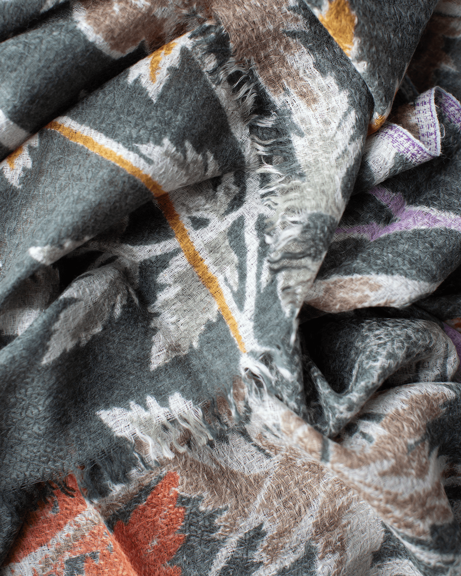 Épice Accessories Moss Botanica Wool Silk & Cashmere Scarf in Moss