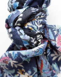 Épice Fleur 2 Scarf in Indigo