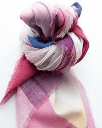 Épice Accessories Rosso Iconic Check 7 Bandana in Rosso