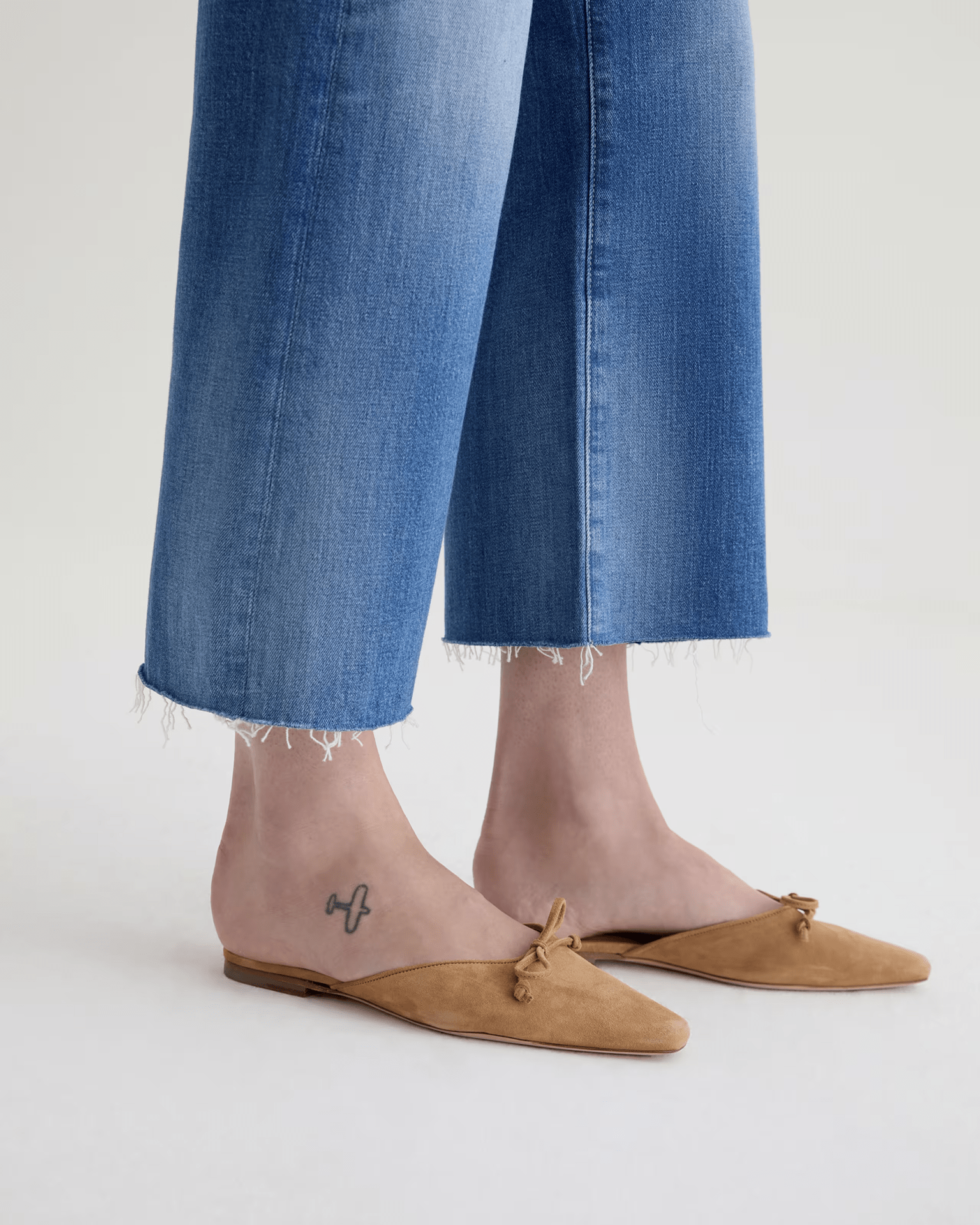 AG Jeans Denim Saige Wide Leg Crop in 13Ys Allure