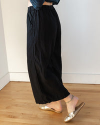 Cropped Becca Wide Leg in Black Linen Twill - Bliss Boutiques