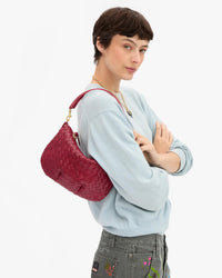 Petit Moyen Messenger-Medium Woven Diagonal in Garnet