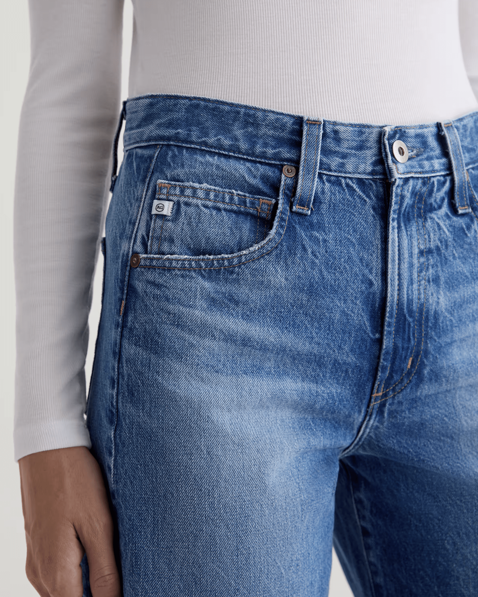 AG Jeans Denim Hattie High Rise Barrel in Candid