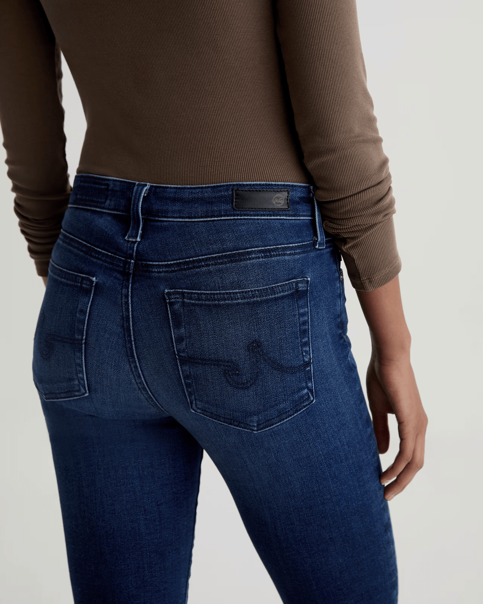 AG Jeans Denim Mari Mid Rise Slim Straight in Epilogue