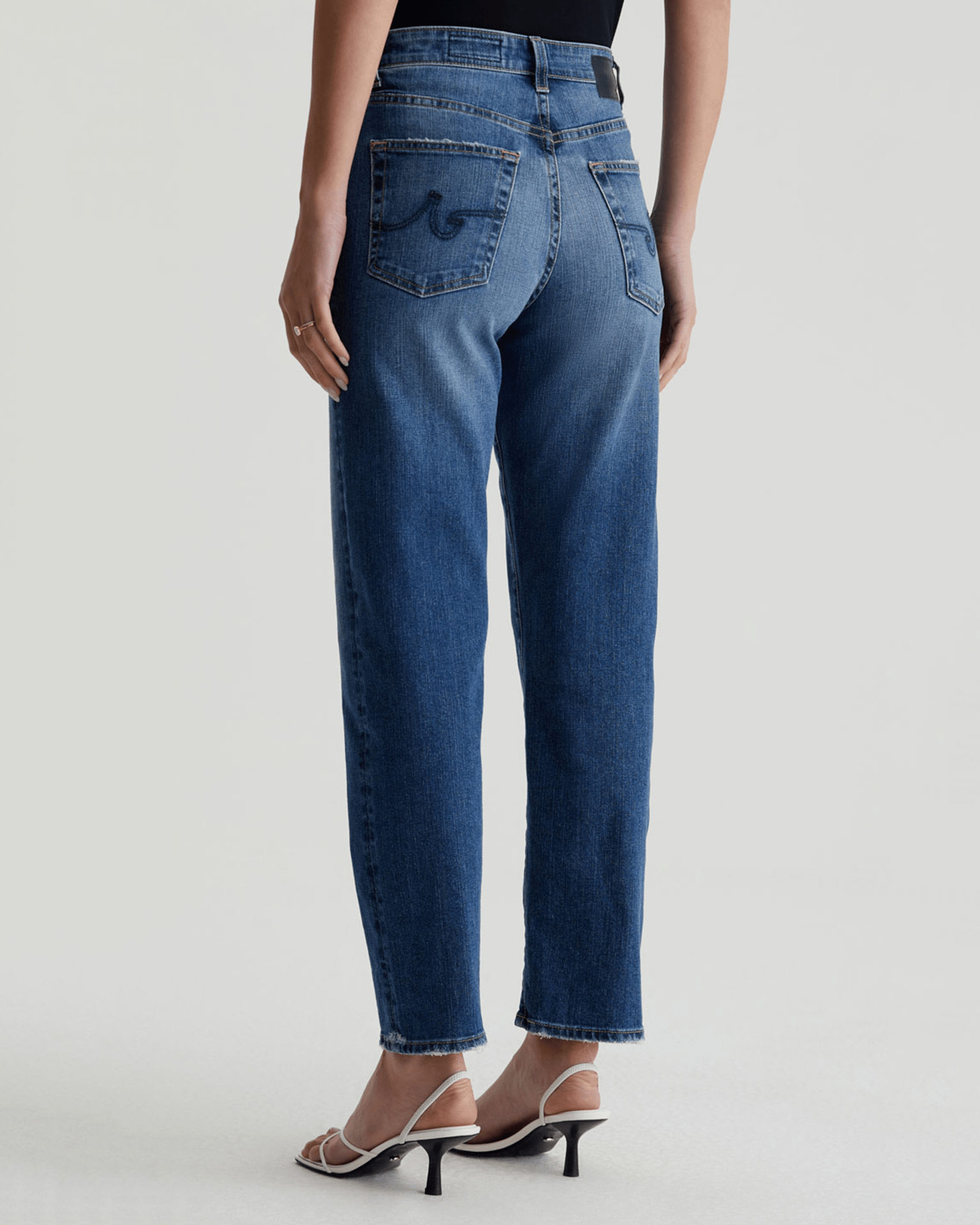 AG Jeans Rian High-Rise Straight in Lake Como