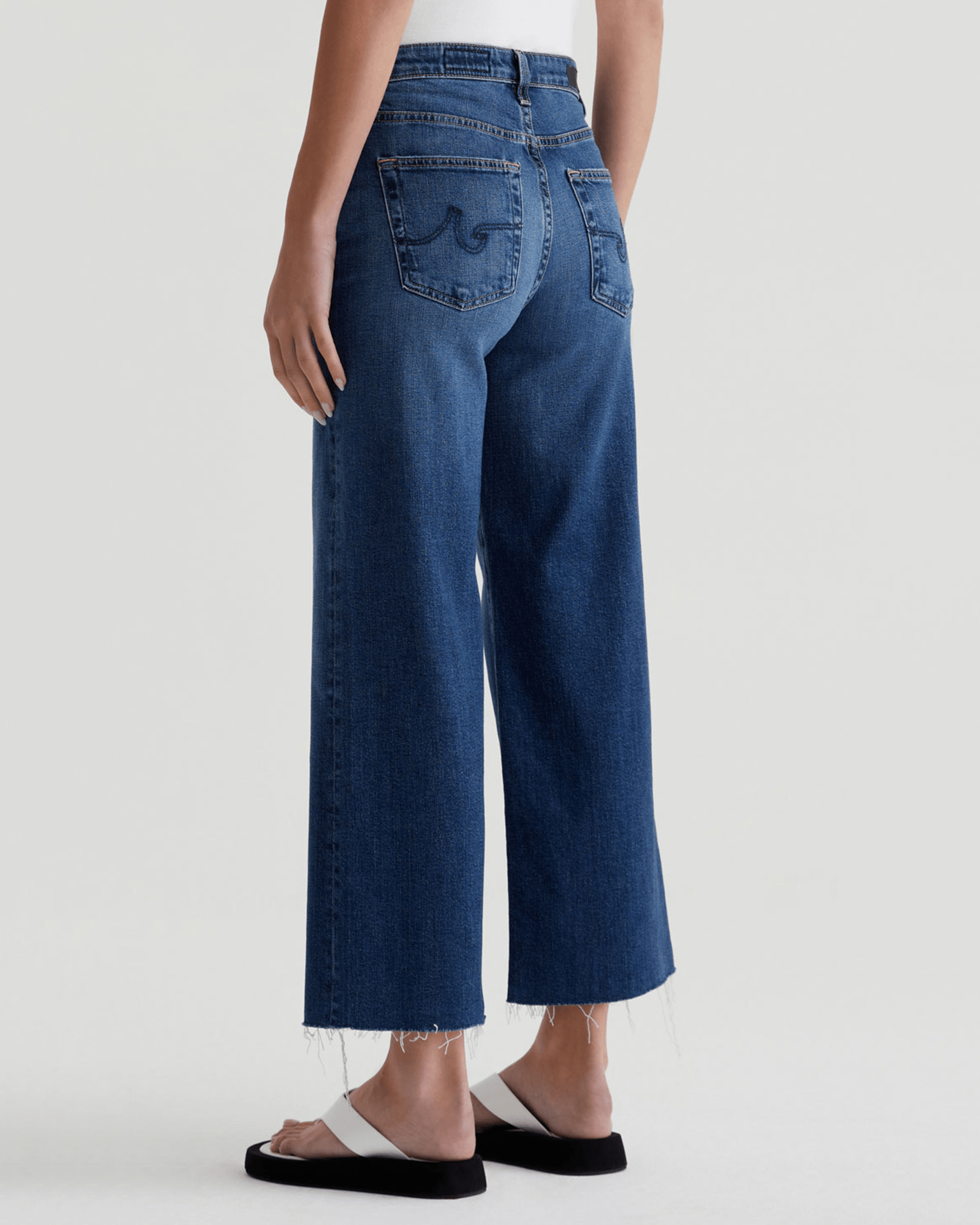 AG Jeans Saige Wide Leg Crop in Plume