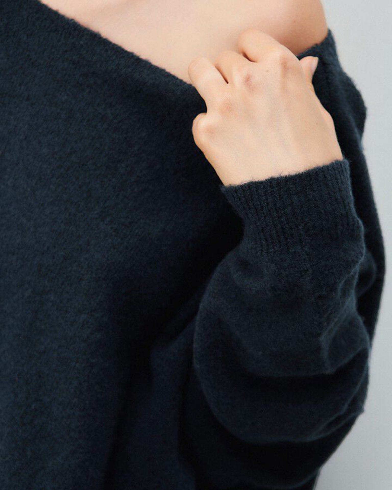 American Vintage Damsville Wide Scoop Sweater in Navy Blue Chine Noir