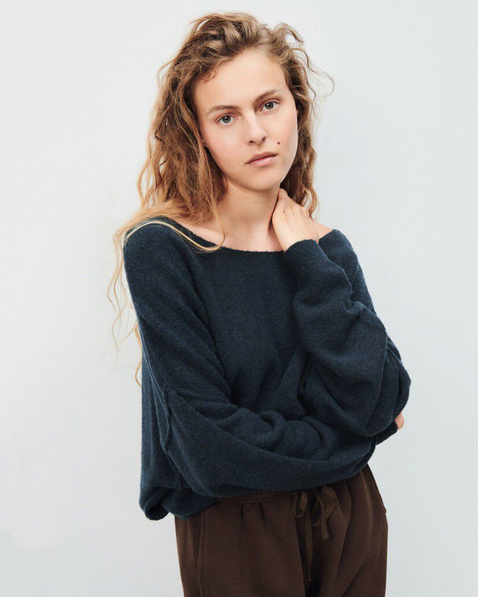 American Vintage Damsville Wide Scoop Sweater in Navy Blue Chine Noir