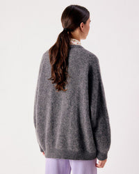 American Vintage Vito Onesize Crewneck Sweater in Acier Chine 4 - Bliss Boutiques
