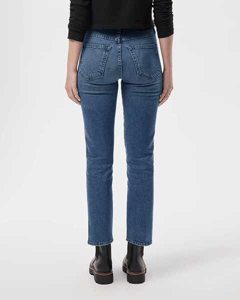 amo-chloe-crop-in-true-love-