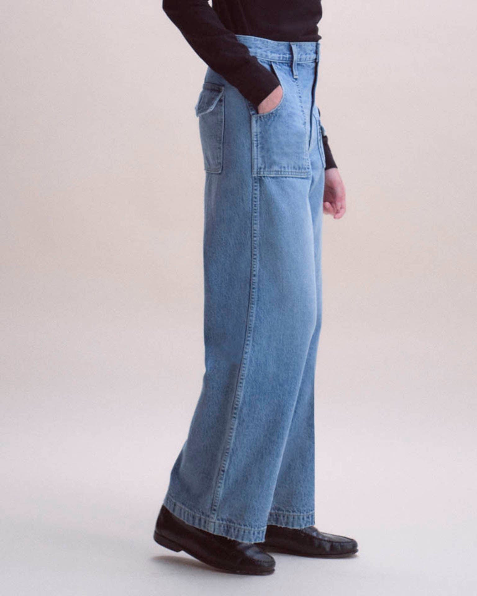 AMO Diana Pant in Outlander