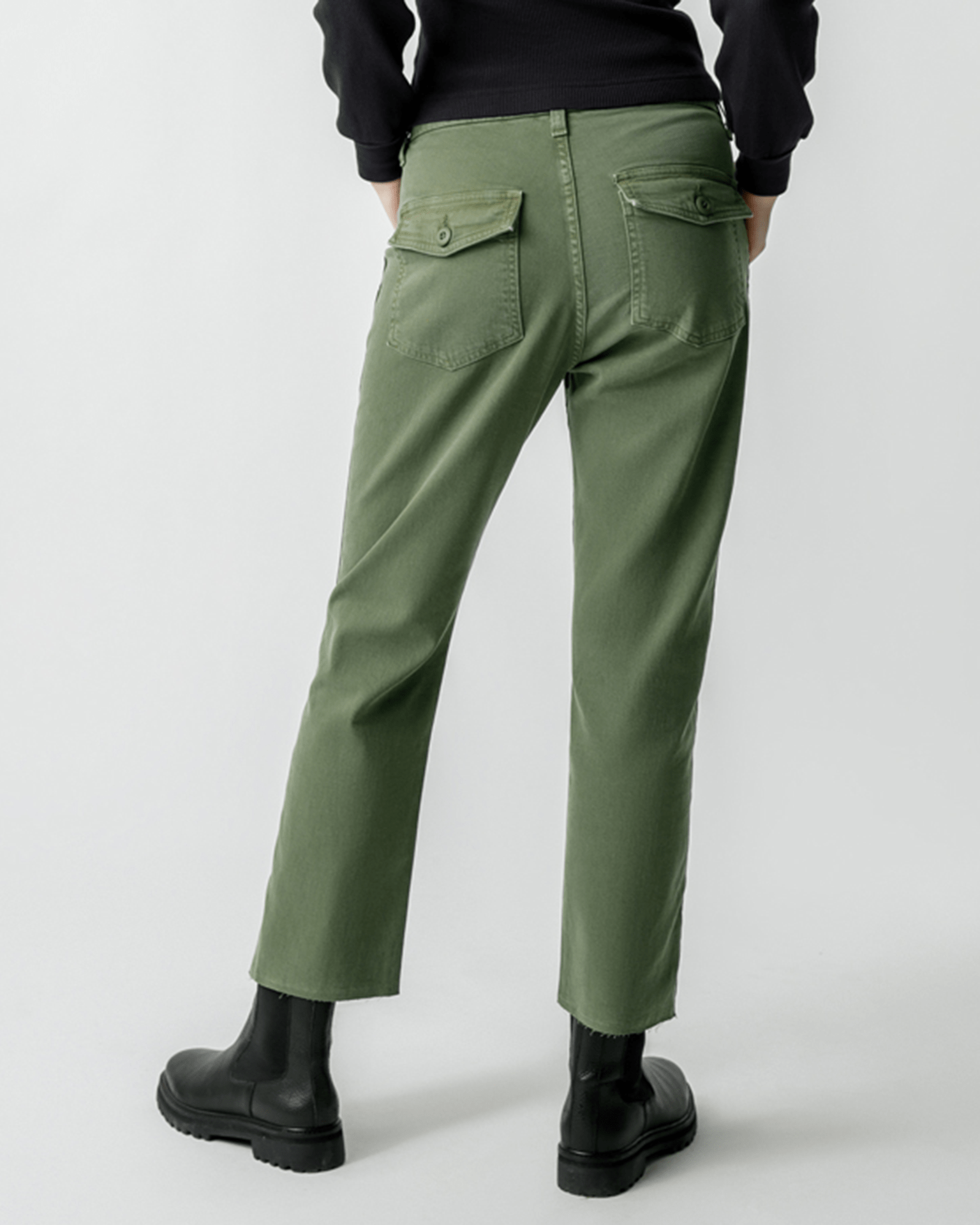 AMO Easy Army Trouser in Tea Leaf