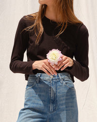 AMO L/S Babe Tee in Black