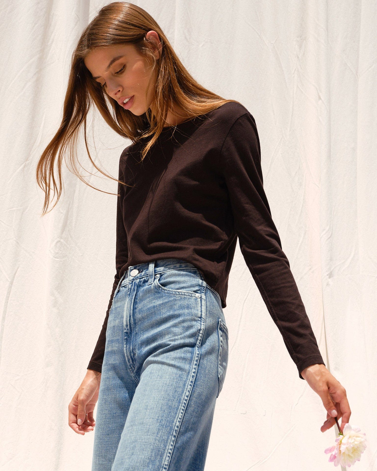 AMO L/S Babe Tee in Black