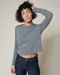 AMO L/S Babe Tee in Heather Grey