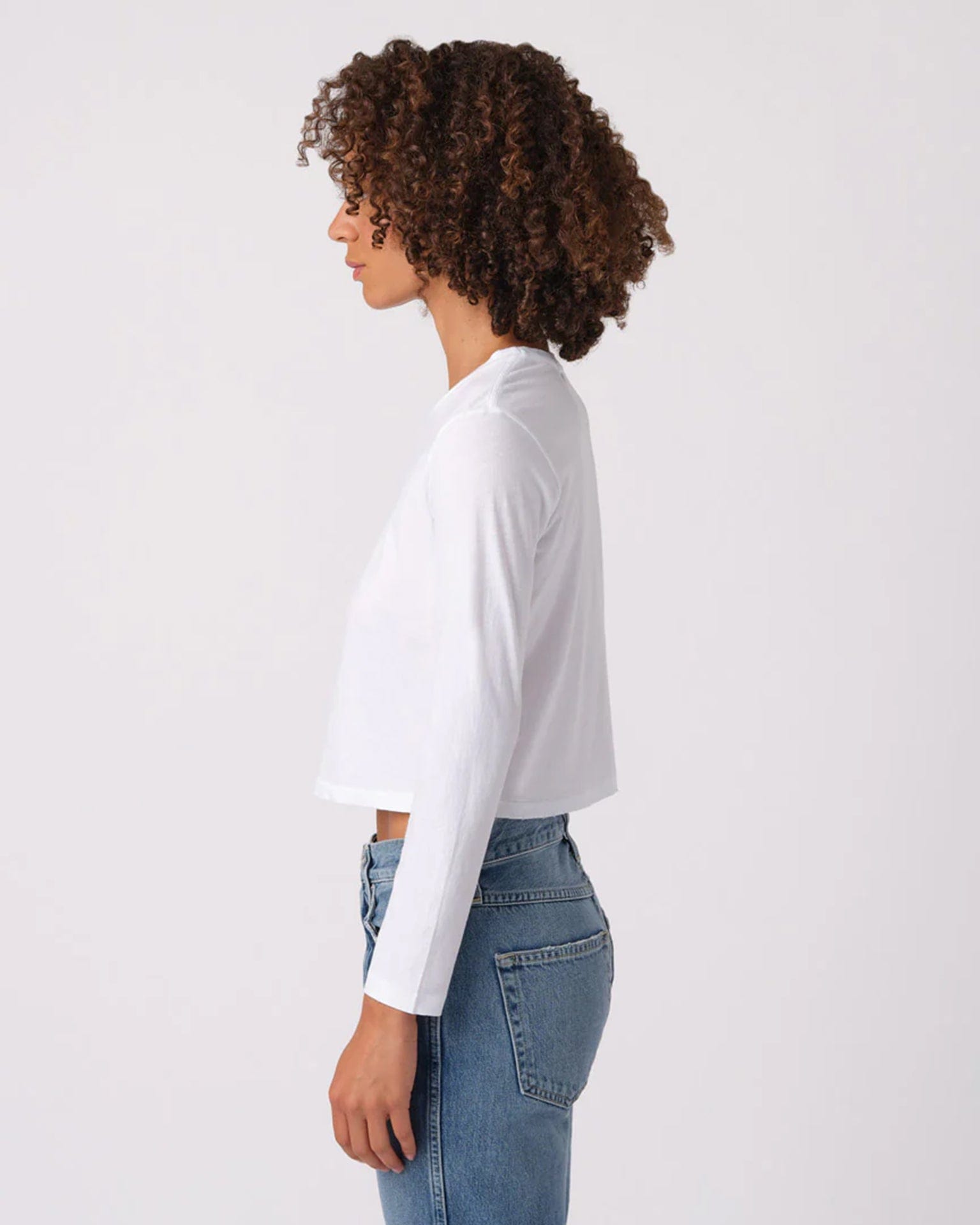 AMO L/S Babe Tee in White