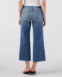 AMO Marjorie in Dropout