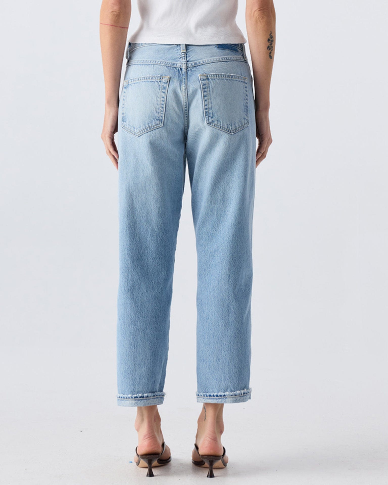 AMO Valentina Relaxed Straight in Heartfelt