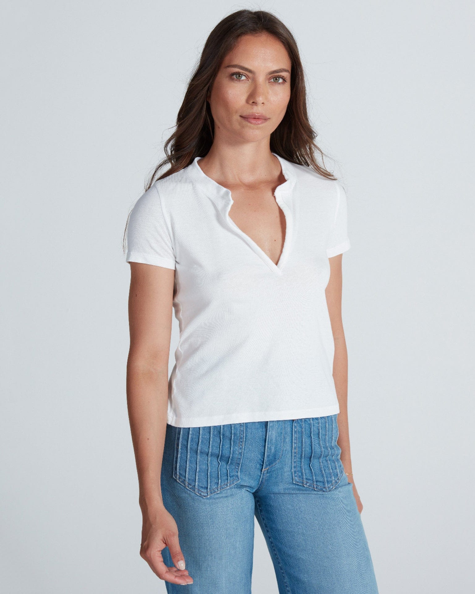 Classic Henley in Ivory