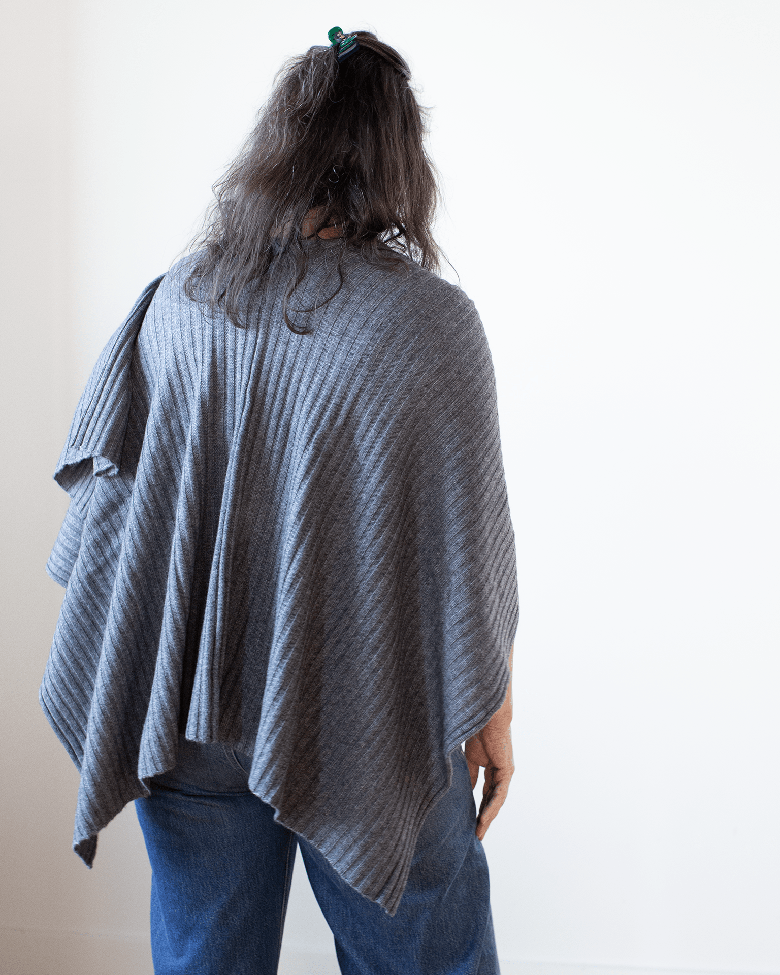 Autumn Cashmere Rib Drape Poncho in Flannel