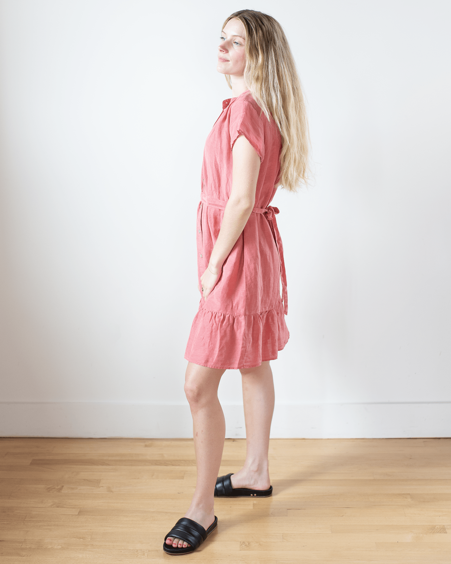 Bella Dahl Cap Sleeve Ruffle Hem Shirt Dress in Safi Coral