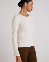 Bella Dahl Long Sleeve Rib Crew Tee in Winter White