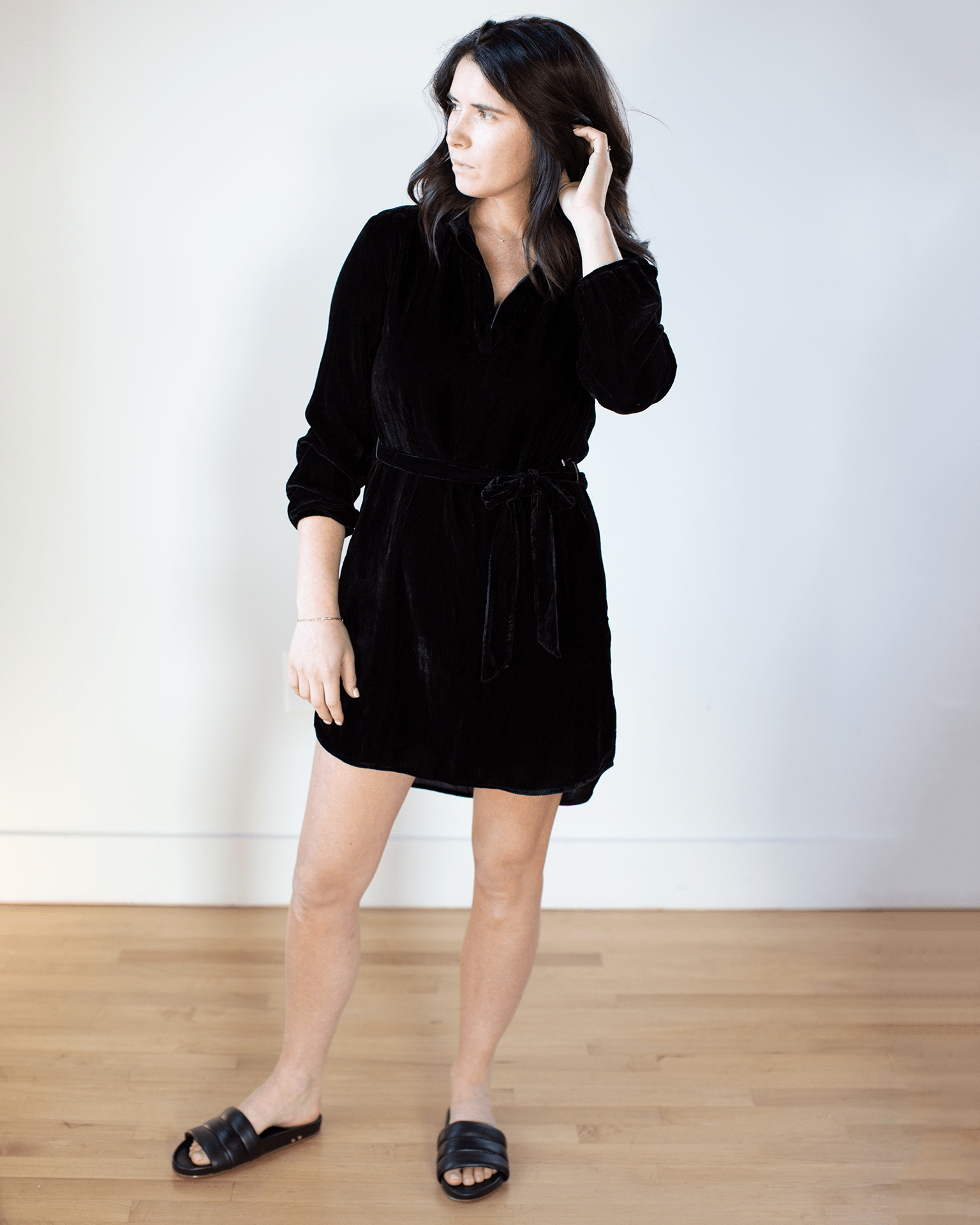 Long Sleeve Tunic Dress in Black Black XS
