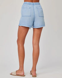 Bella Dahl Pocket Shorts in Coastal Spray Wash