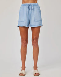 Bella Dahl Pocket Shorts in Coastal Spray Wash