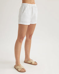 Bella Dahl Pocket Shorts in White