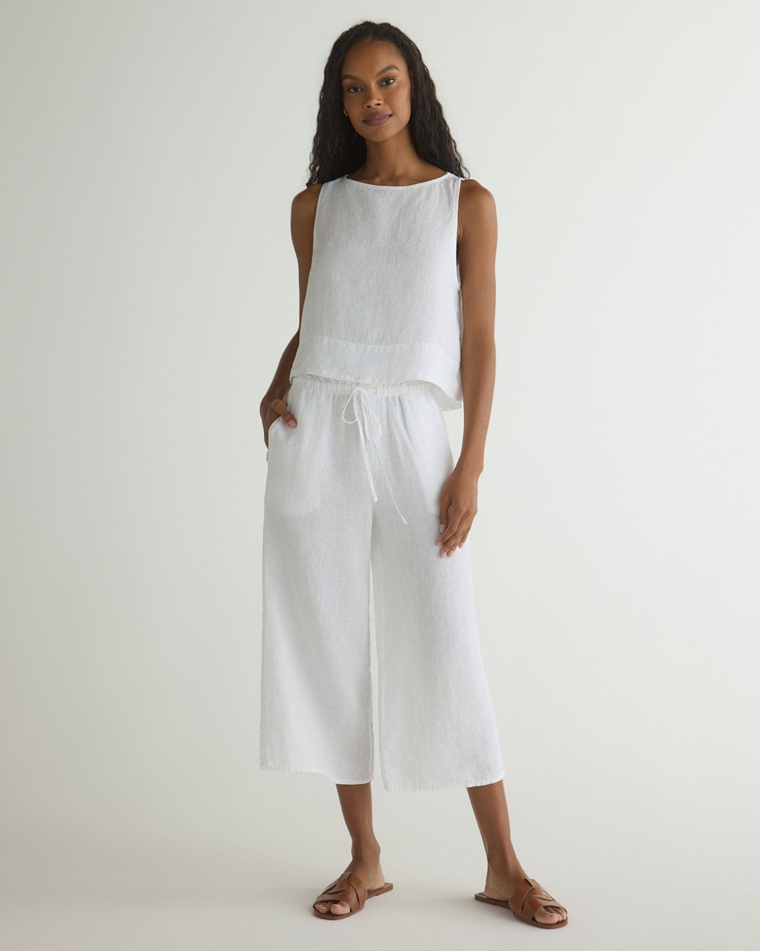Bella Dahl Ruffle Waist Wide Leg Crop in White