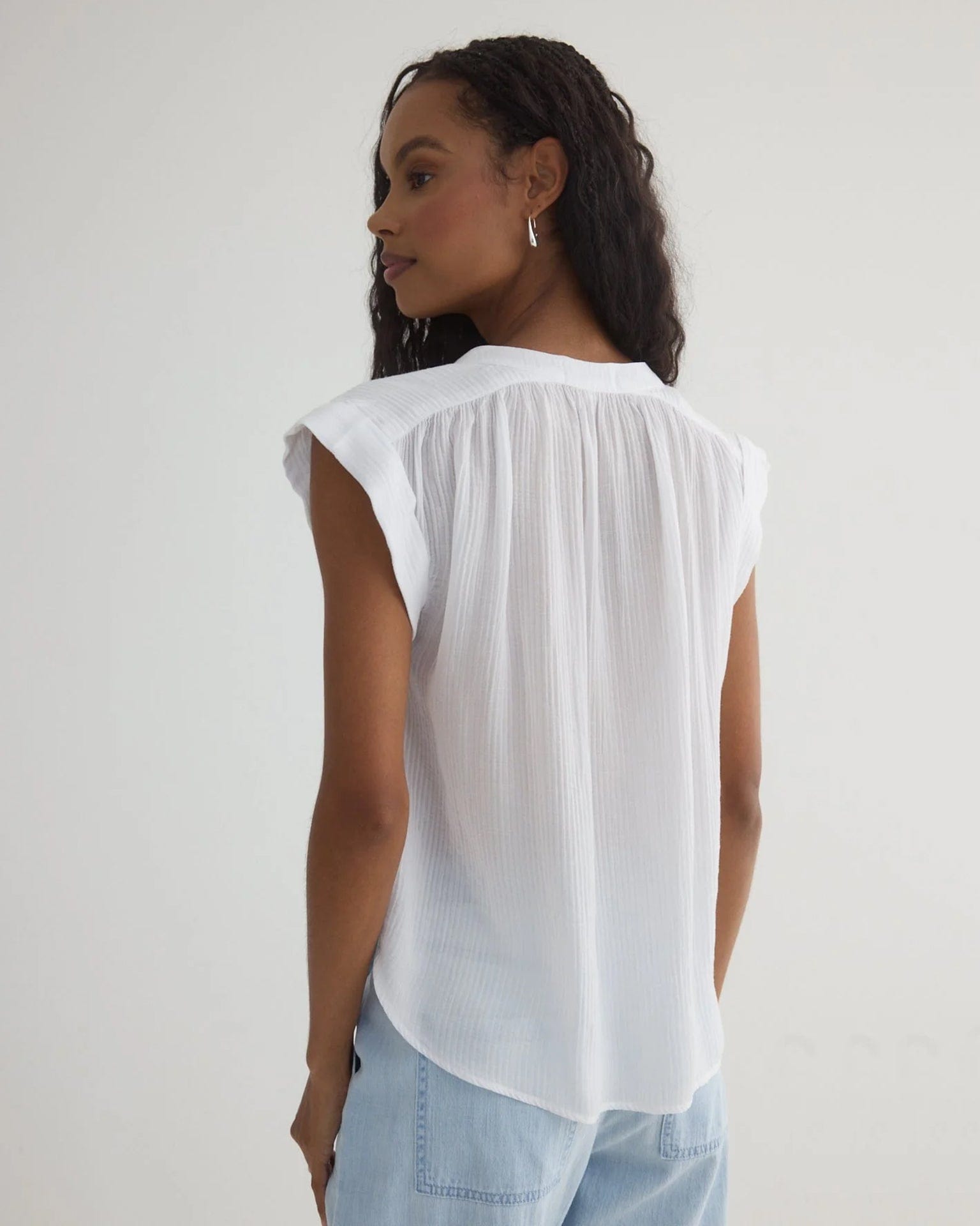 Bella Dahl Shirred Pullover Cap Sleeve in White