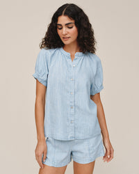 Bella Dahl Short Sleeve Raglan Shirt in Sun Bleached Wash 1 - Bliss Boutiques