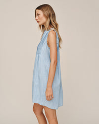 Bella Dahl Sleeveless Pintuck Dress in Sun Bleached Wash 3 - Bliss Boutiques