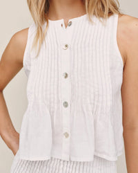 Bella Dahl Sleeveless Pintuck Top in White 2 - Bliss Boutiques