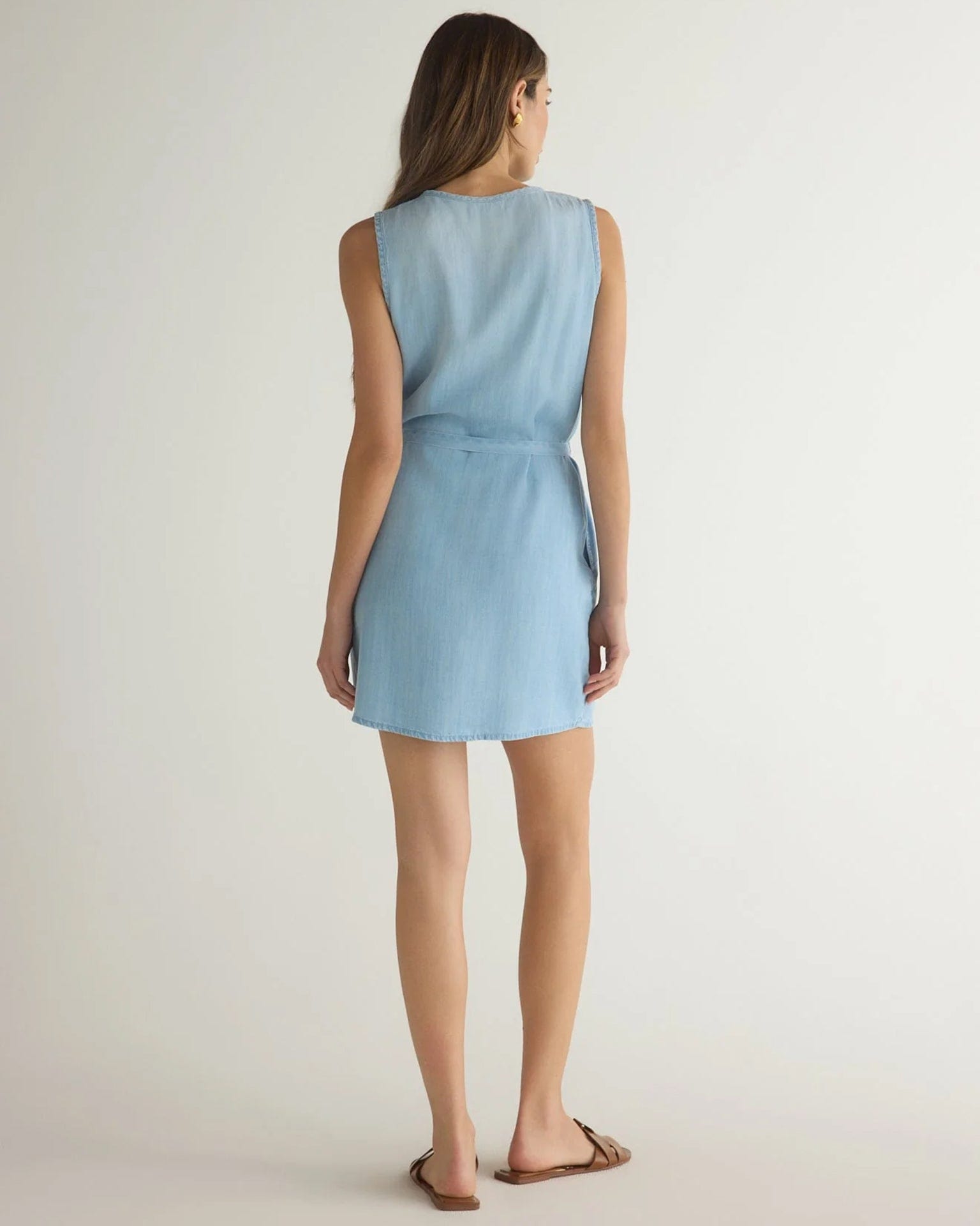 Bella Dahl Sleeveless Pullover Dress in Light Riviera Wash